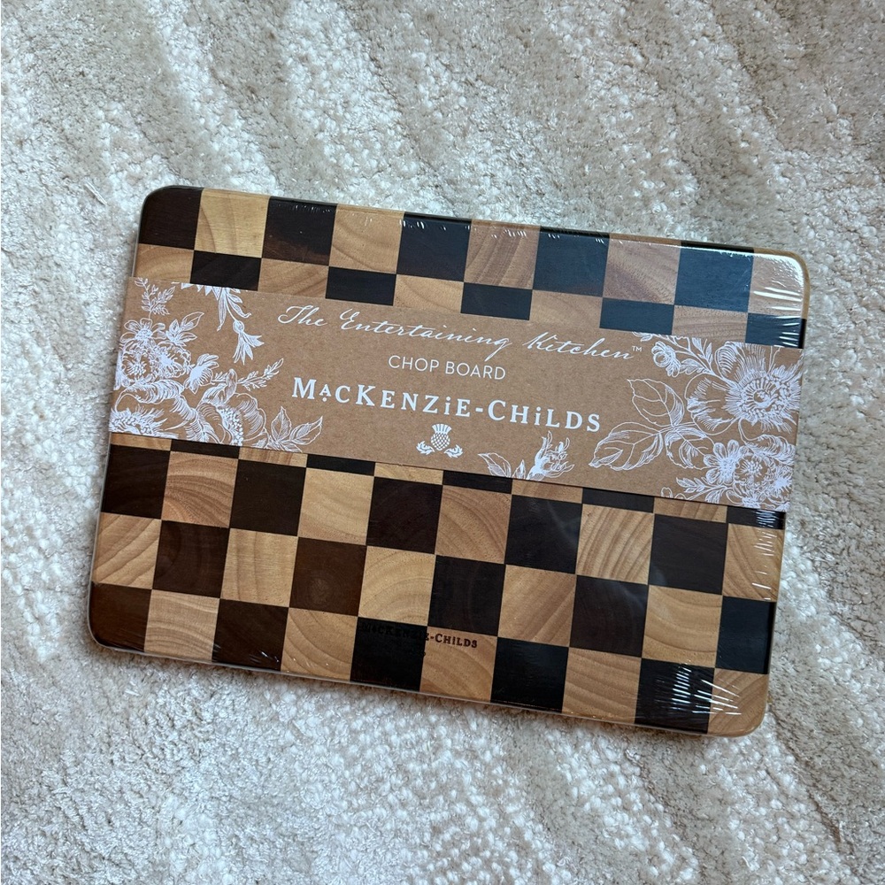 NEW Mackenzie Childs checkered wood chopping board - Picture 2 of 3